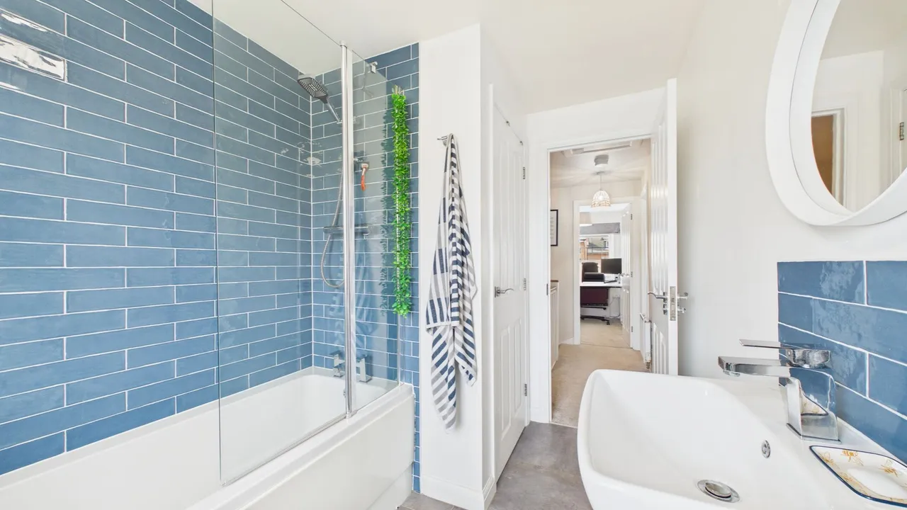 Aqua Drive, Peterborough, PE7, photo 14