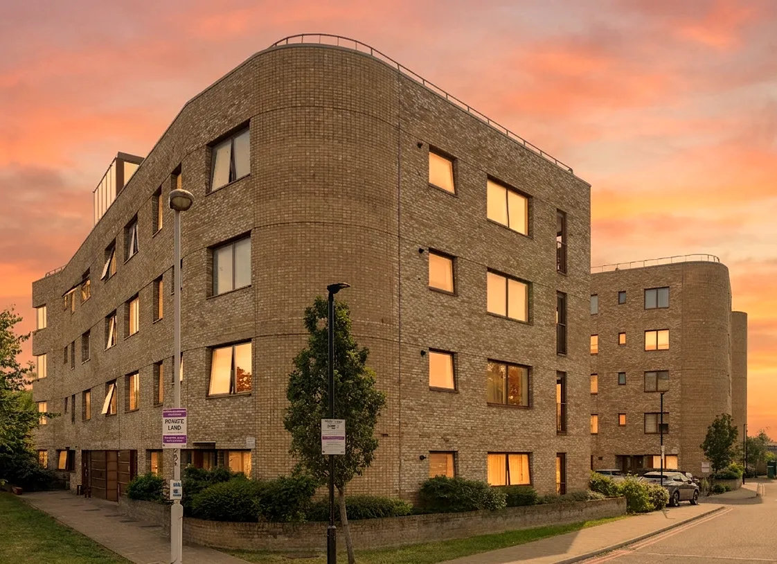 Kenneth Way, Ealing, W5, photo 2
