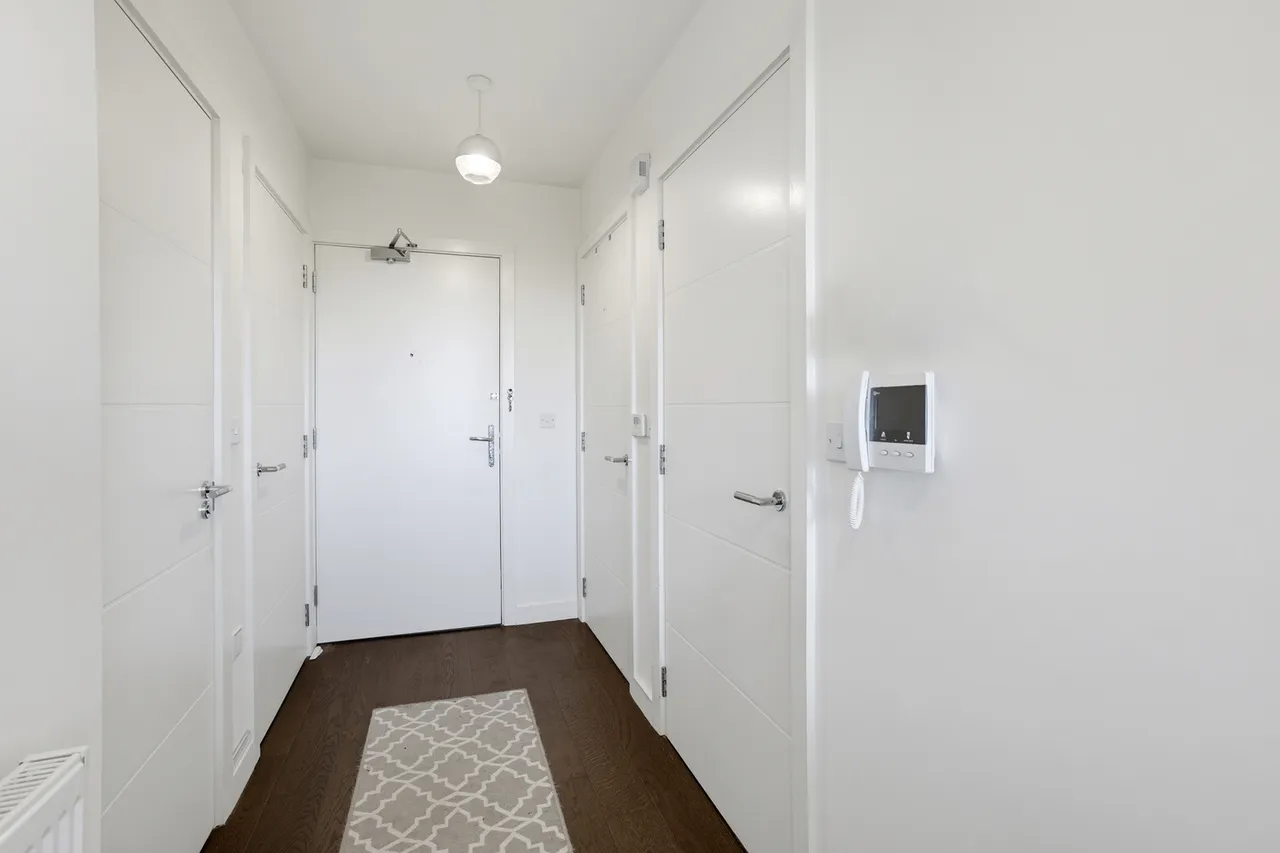 Kenneth Way, Ealing, W5, photo 18