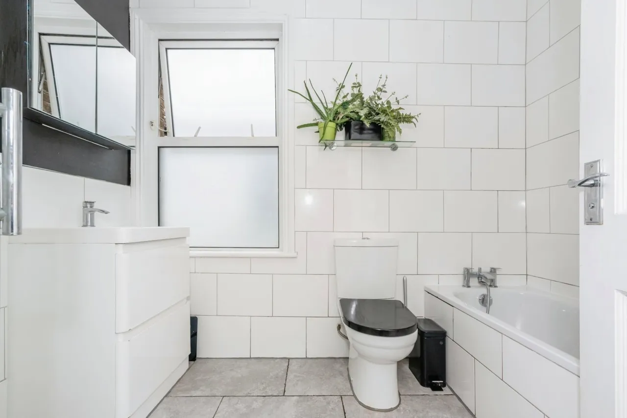 Gatling Road, SE2, photo 15