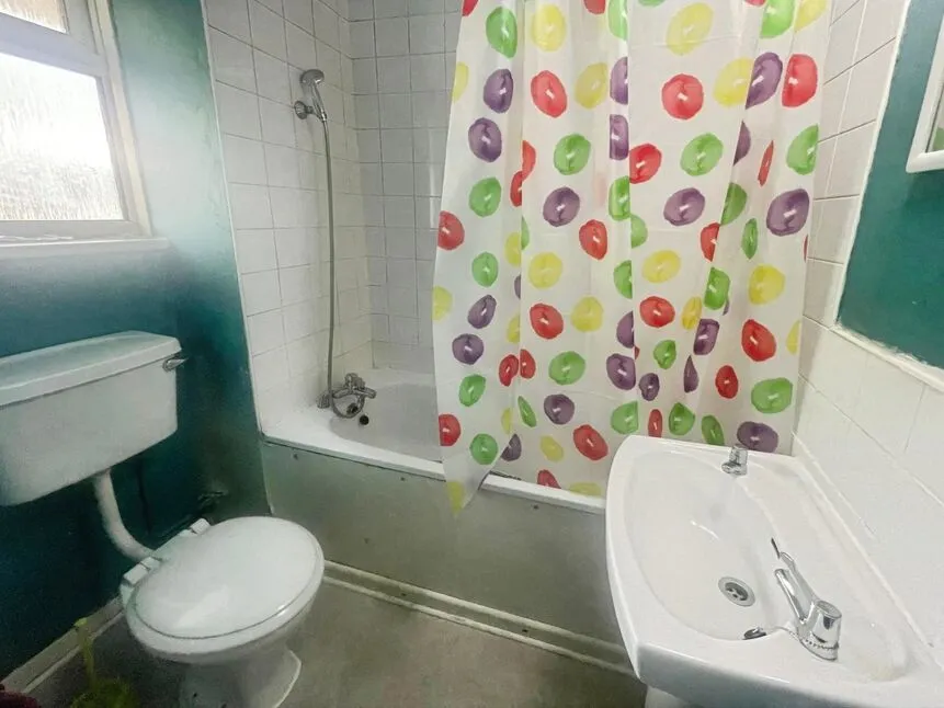Comyns Close, London, E16, photo 4