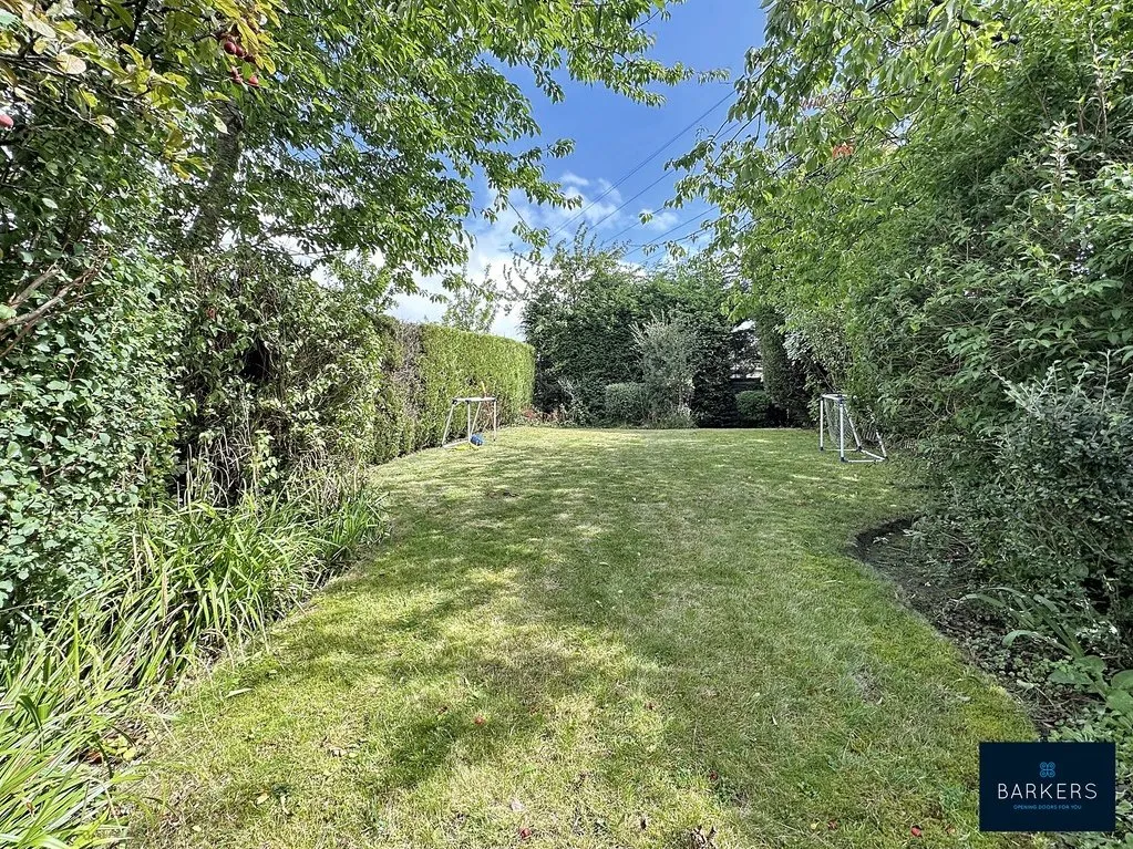 Bradford Road, East Bierley BD4 6PB, photo 7