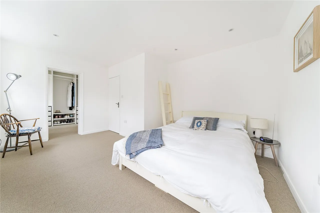 Green Street, Sunbury, TW16 6QL, photo 5