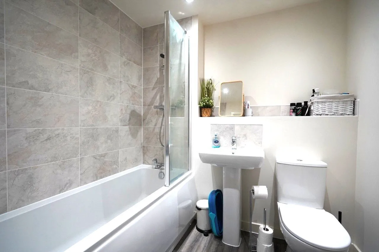 Dove Mews, Doncaster, South Yorkshire, DN4, photo 16