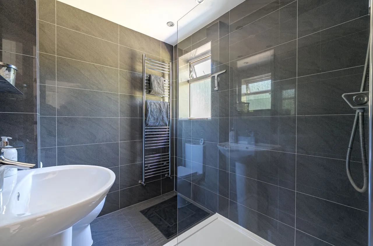 Tremayne Walk, Camberley, Surrey, GU15 1AH, photo 9