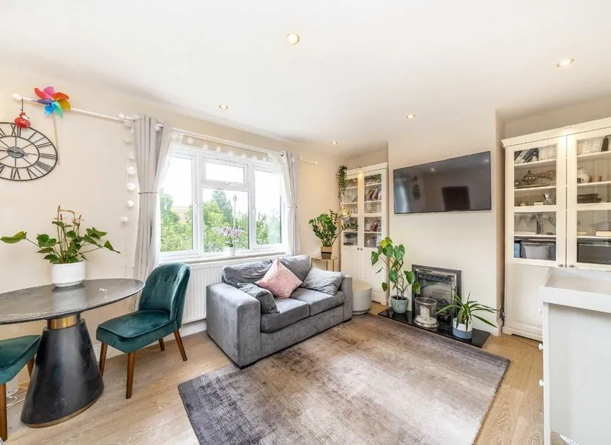 Bittacy Hill, Mill Hill, NW7, photo 2
