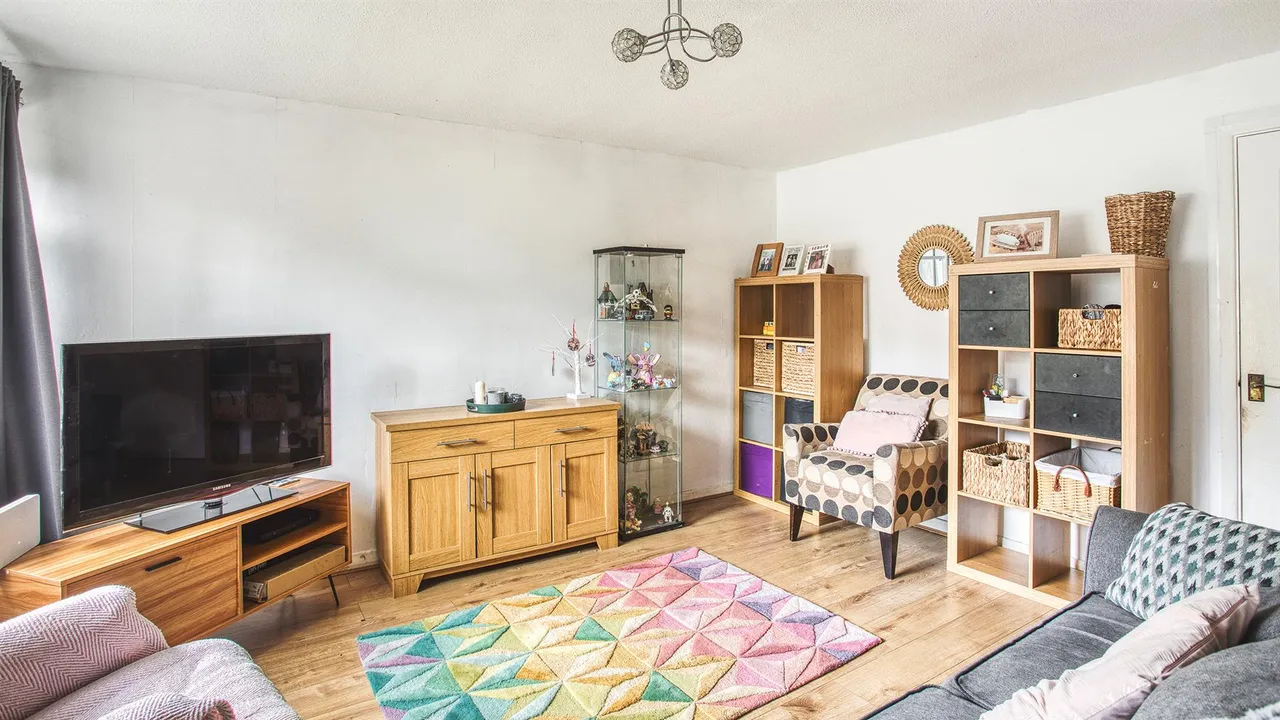 Glenfield Crescent, Mickleover, photo 7