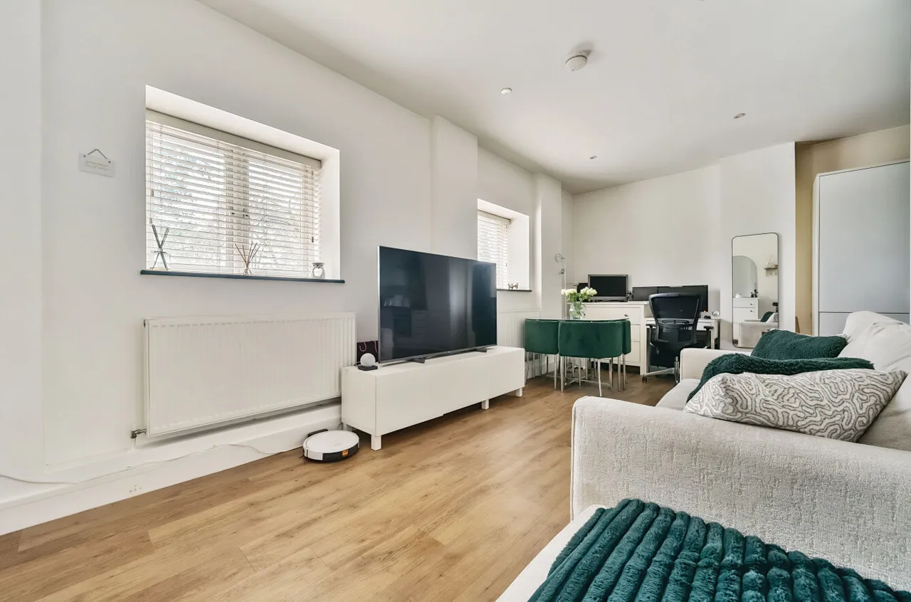 1 bed flat for sale, Hindhead Road, Hindhead, GU26