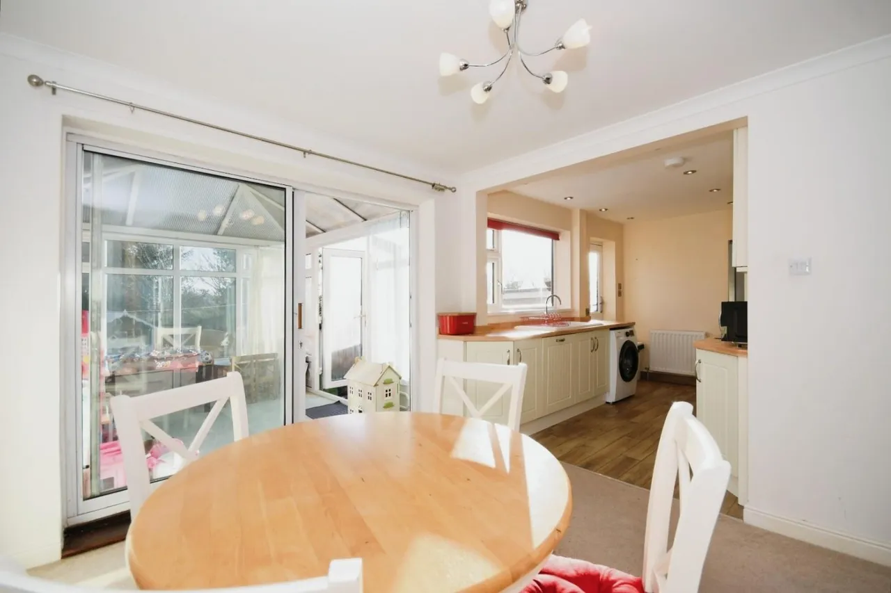 Norwood Avenue, Hasland, S41, photo 9