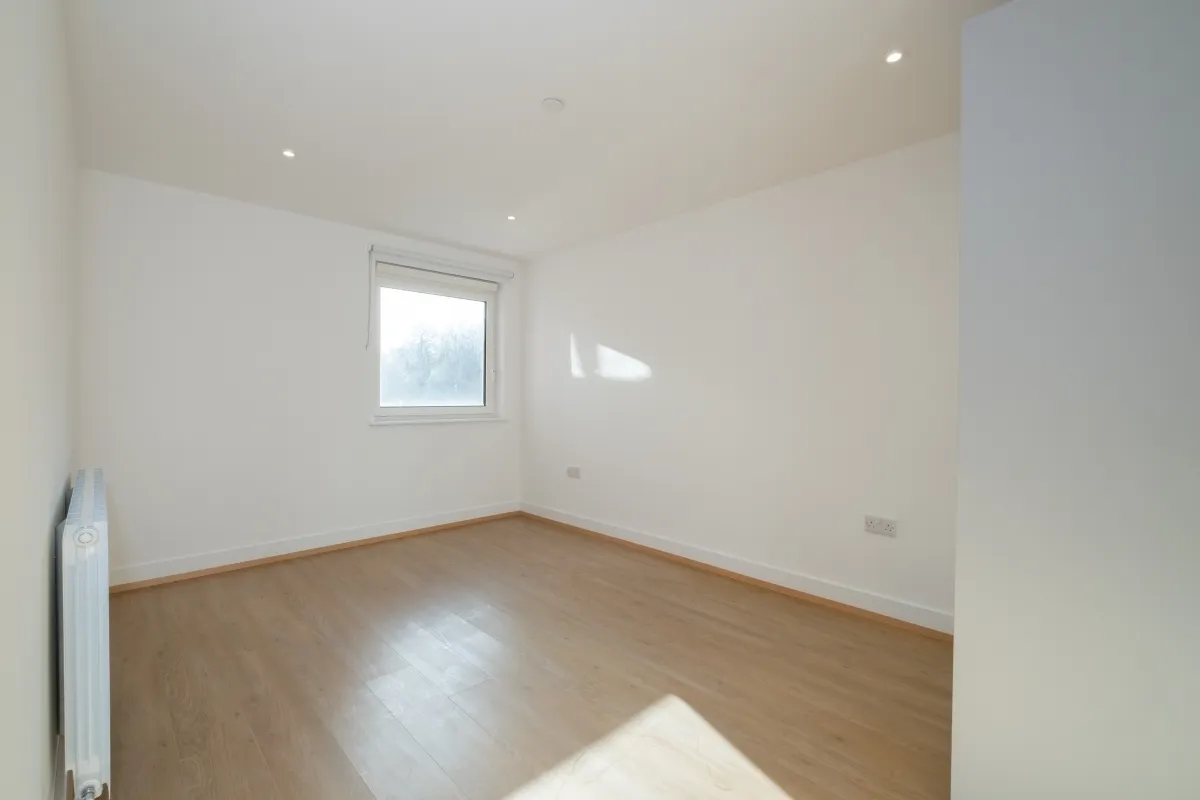 Well Farm Road Whyteleafe CR3, photo 4