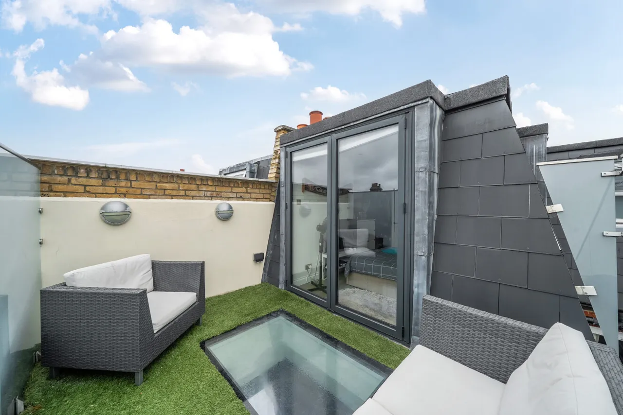 Penwith Road, London, SW18, photo 12