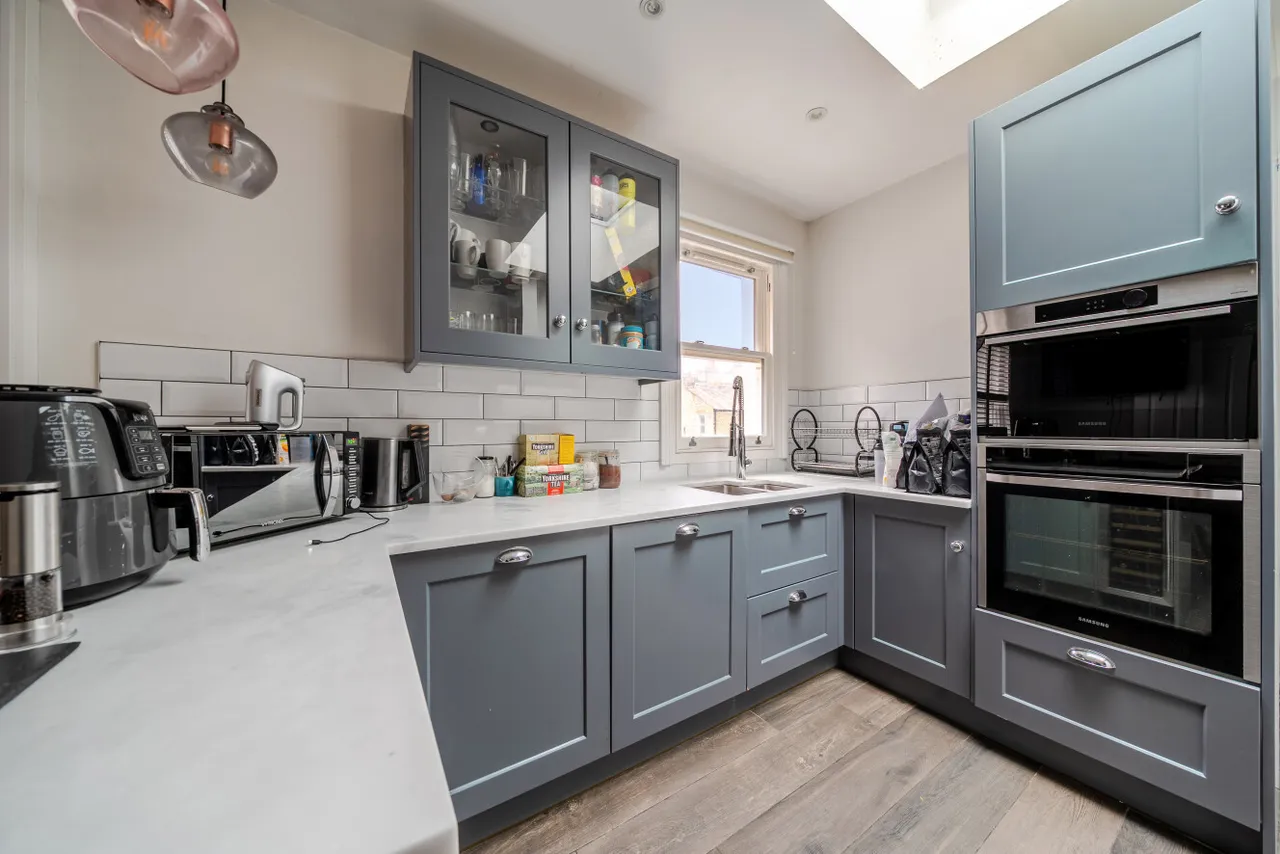 Penwith Road, London, SW18, photo 15