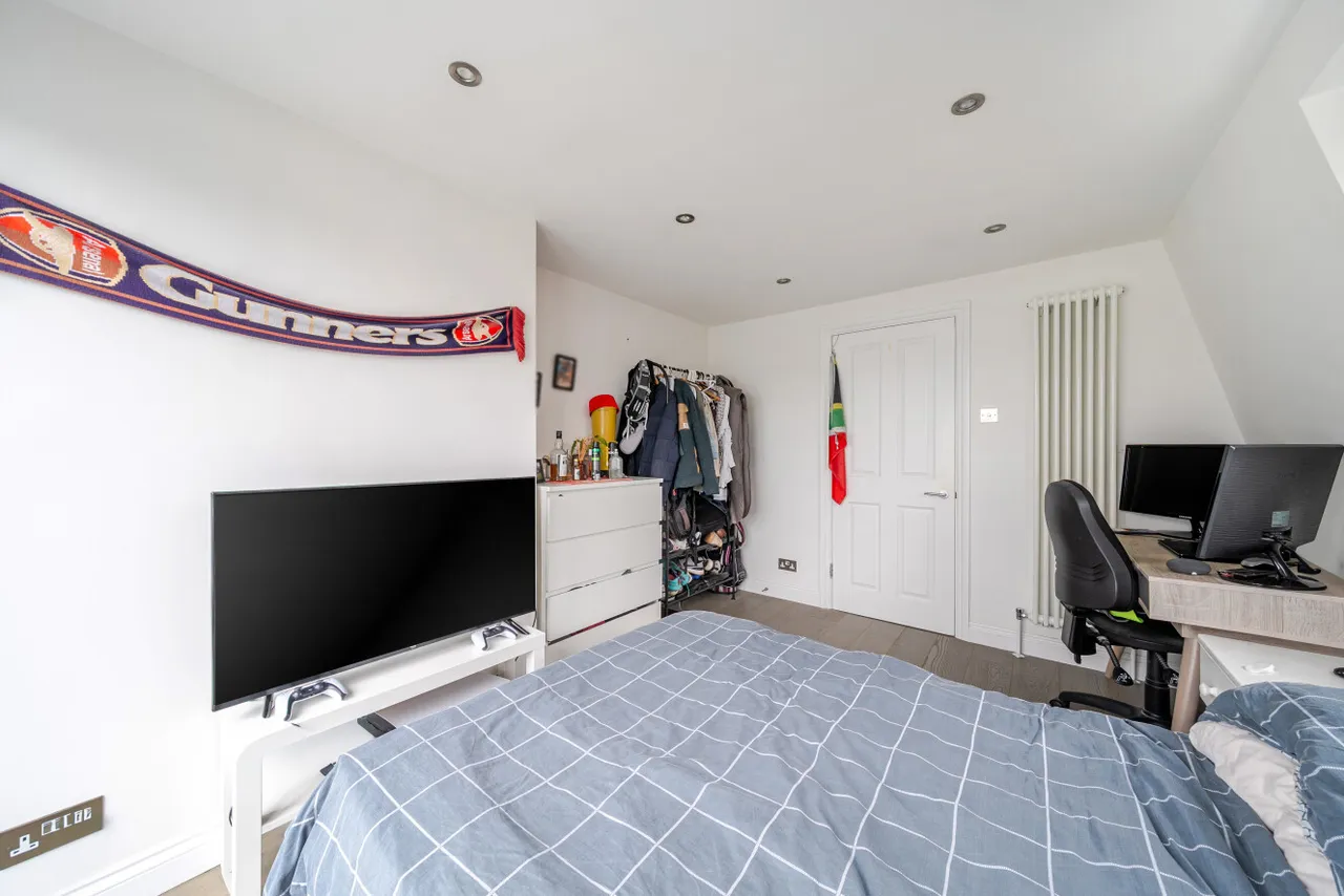 Penwith Road, London, SW18, photo 13