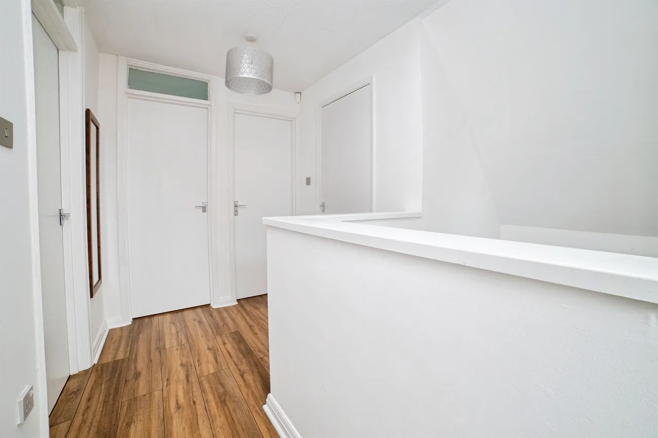 Lawn Close, Heanor, DE75, photo 11