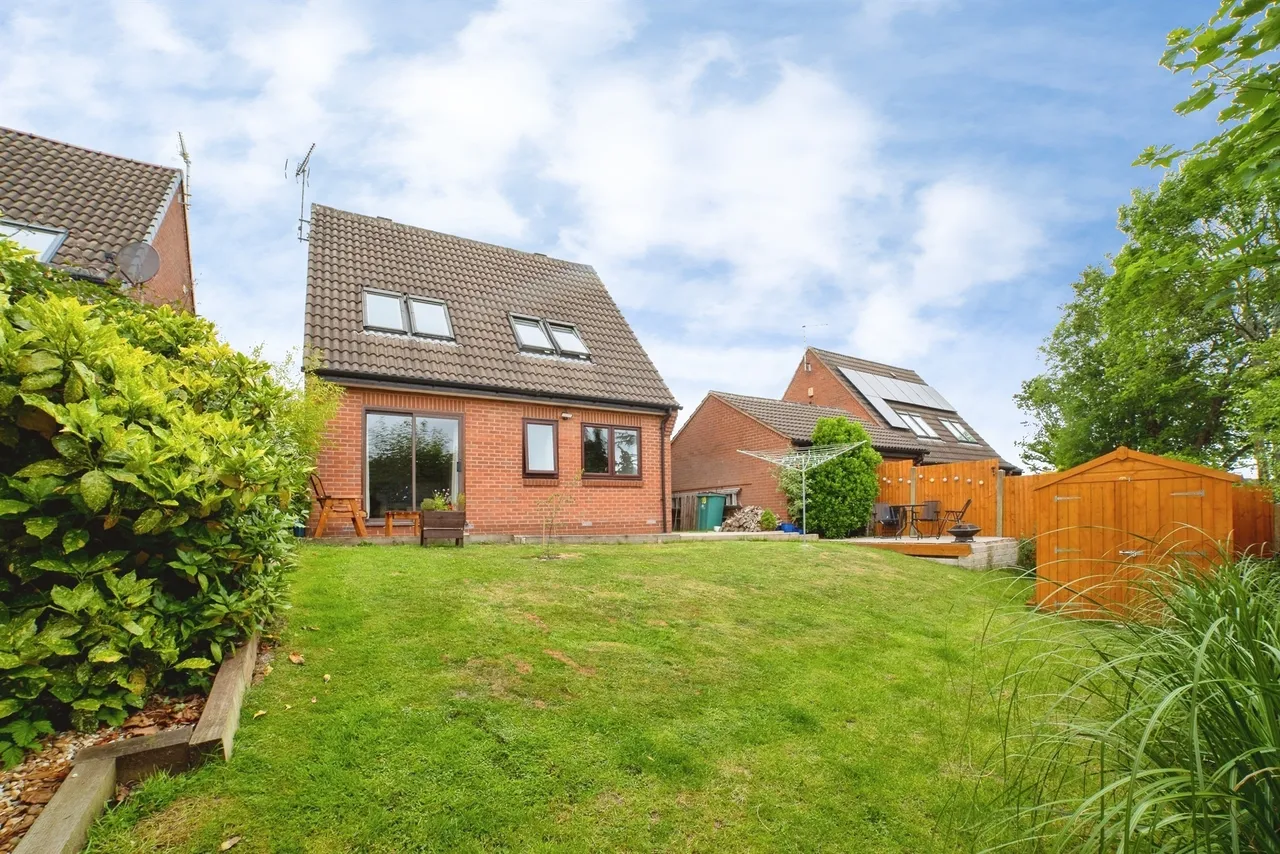 Lawn Close, Heanor, DE75, photo 20