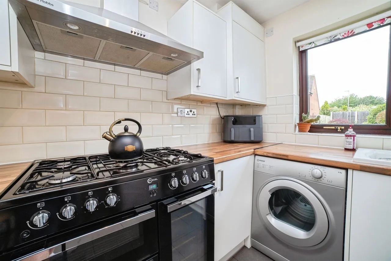 Lawn Close, Heanor, DE75, photo 5