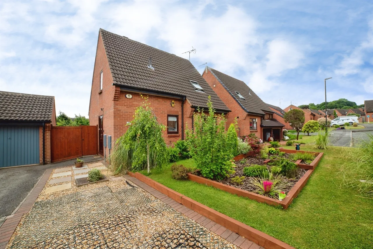 Lawn Close, Heanor, DE75, photo 2