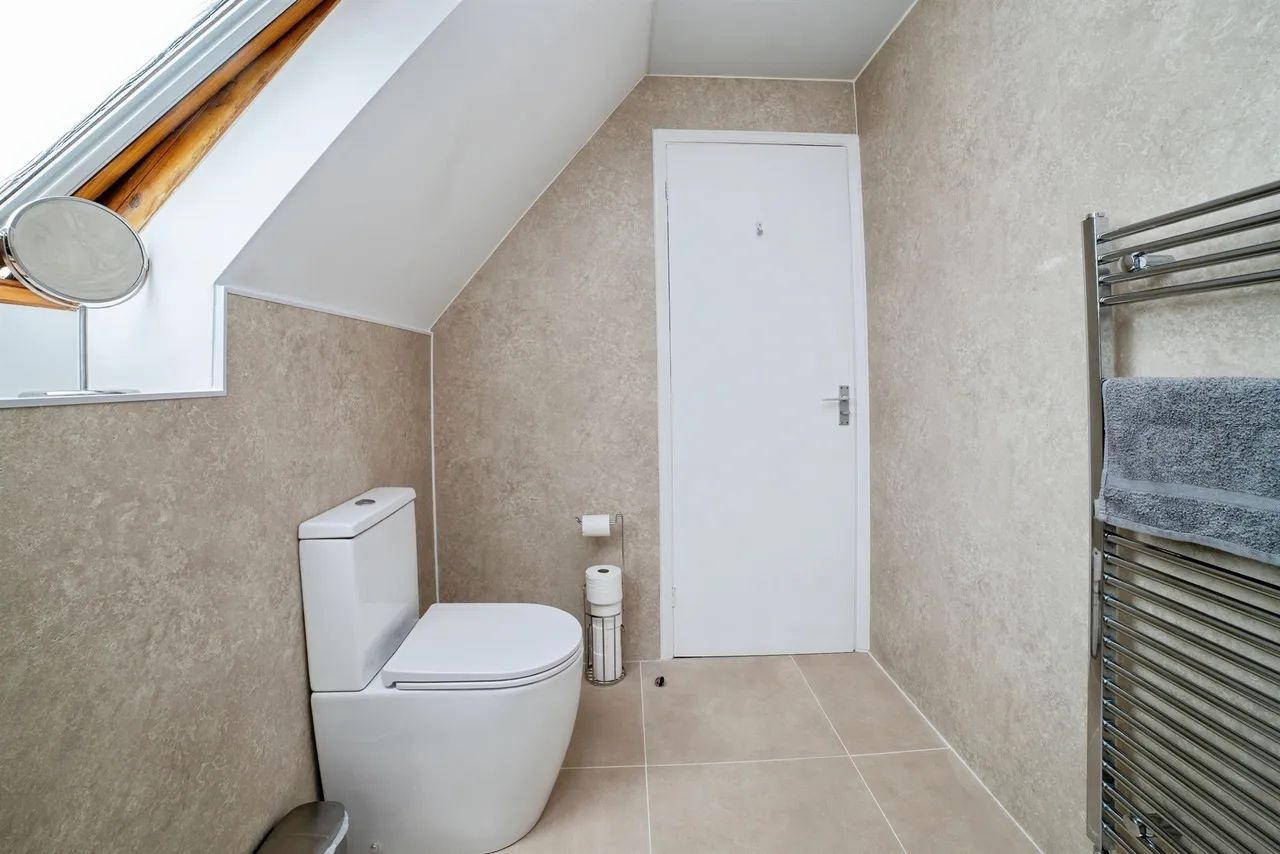 Lawn Close, Heanor, DE75, photo 15