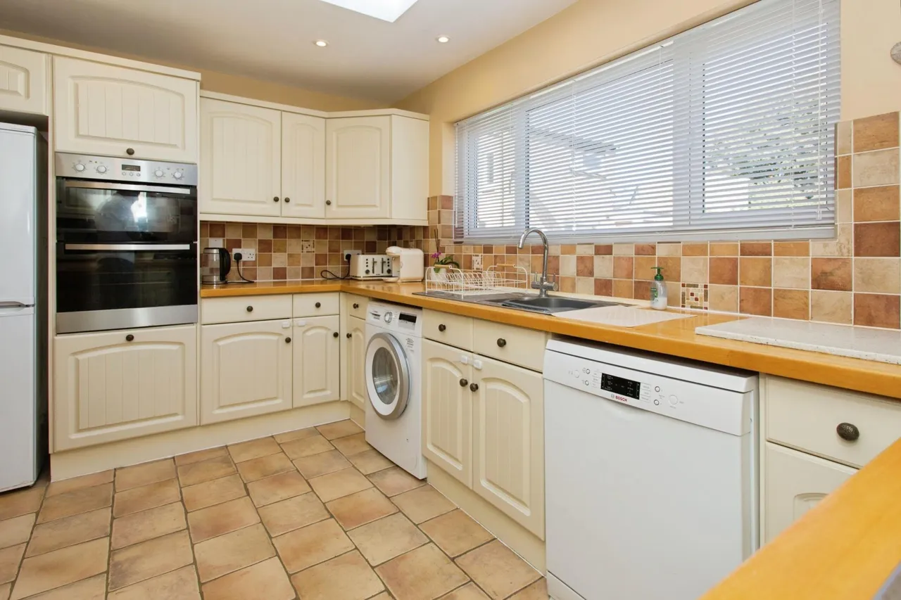Tenby Close, Cherry Hinton, CB1, photo 5