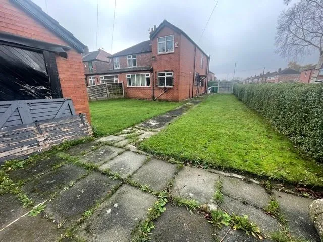 School Grove, Withington, M20, photo 11