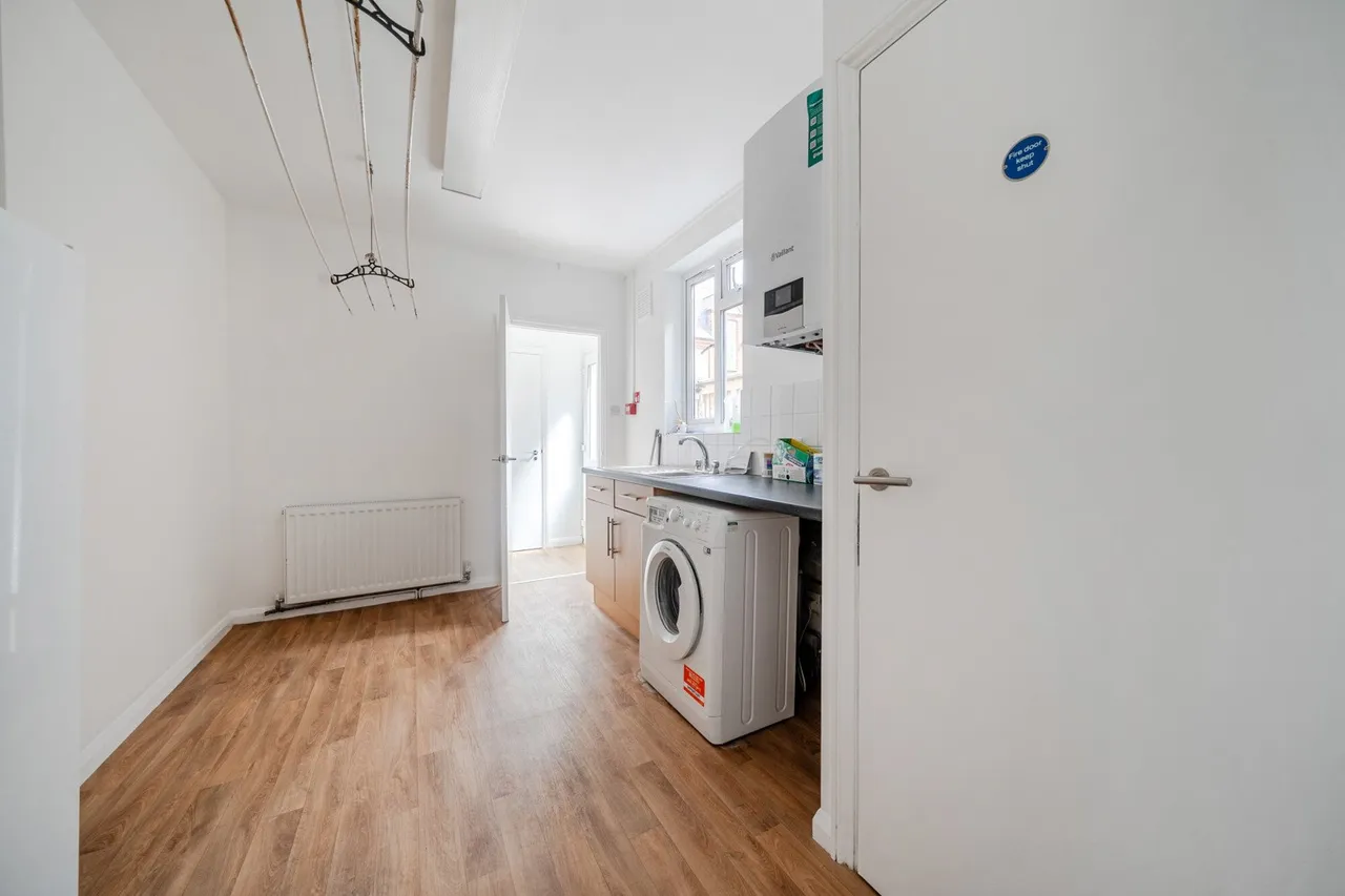 Blythe Vale, SE6, photo 9