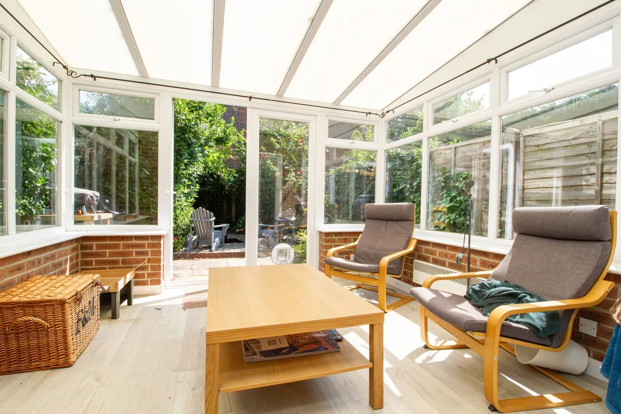 Hawkins Grove, Church Crookham, Fleet, GU51 5TX, photo 6