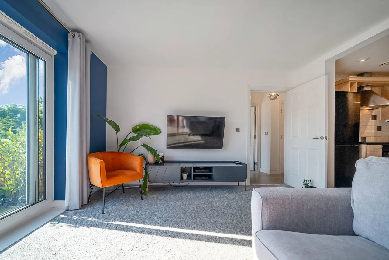 Foxboro Road, Redhill, RH1, photo 3