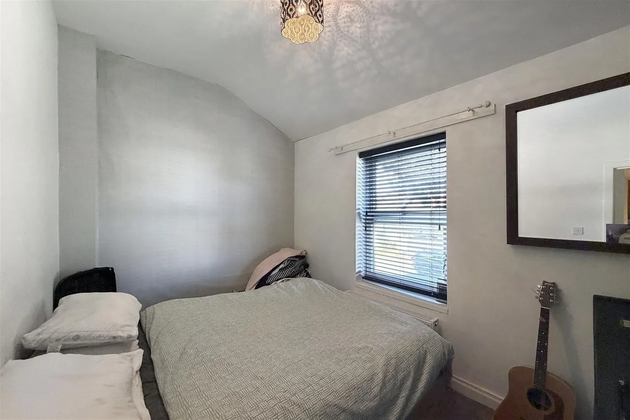 Shady Lane, Baguley, Manchester M23 9NN, photo 15