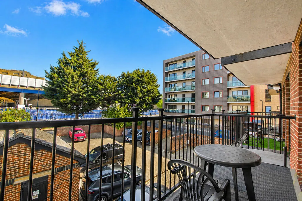 Fletcher Street, London E1 8HW, photo 4