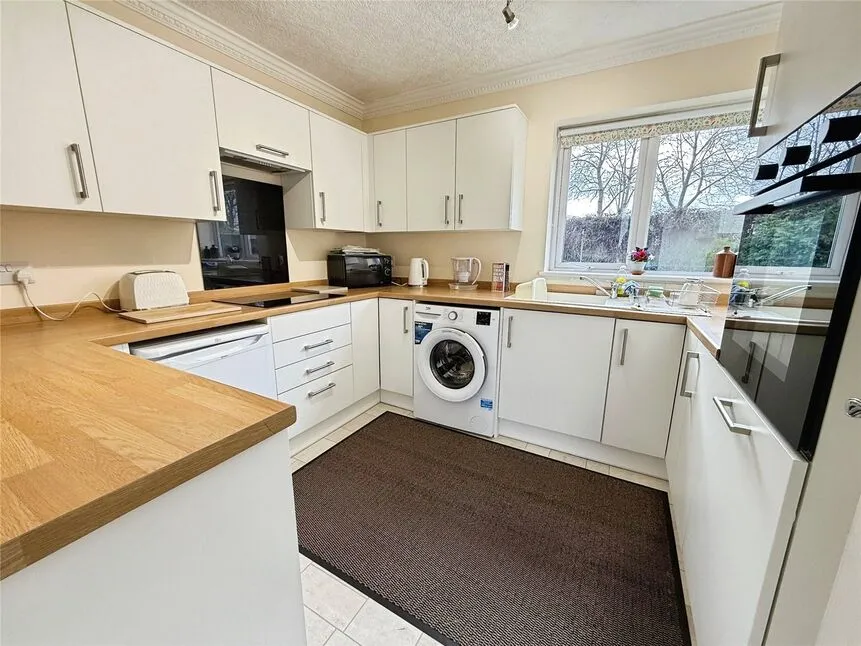 Derwent Close, North Hykeham, LN6, photo 4
