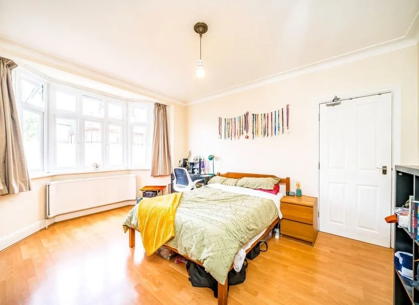 Chatsworth Road, Chiswick, W4, photo 5