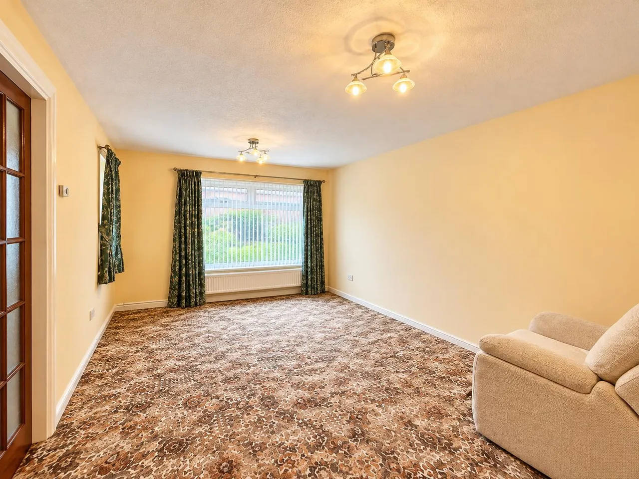 Hartford Close, Nottingham, NG2, photo 4