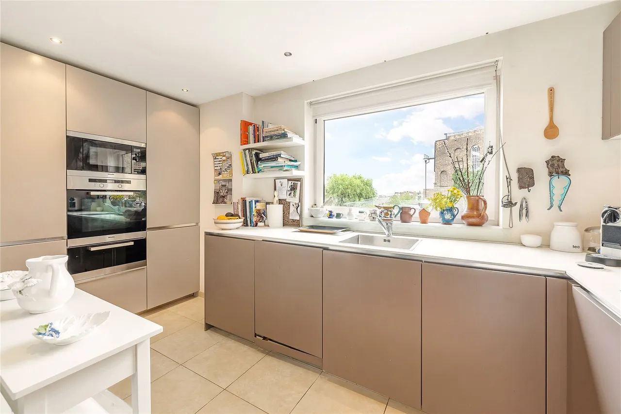 Primrose Hill Road, Primrose Hill, London, NW3, photo 10