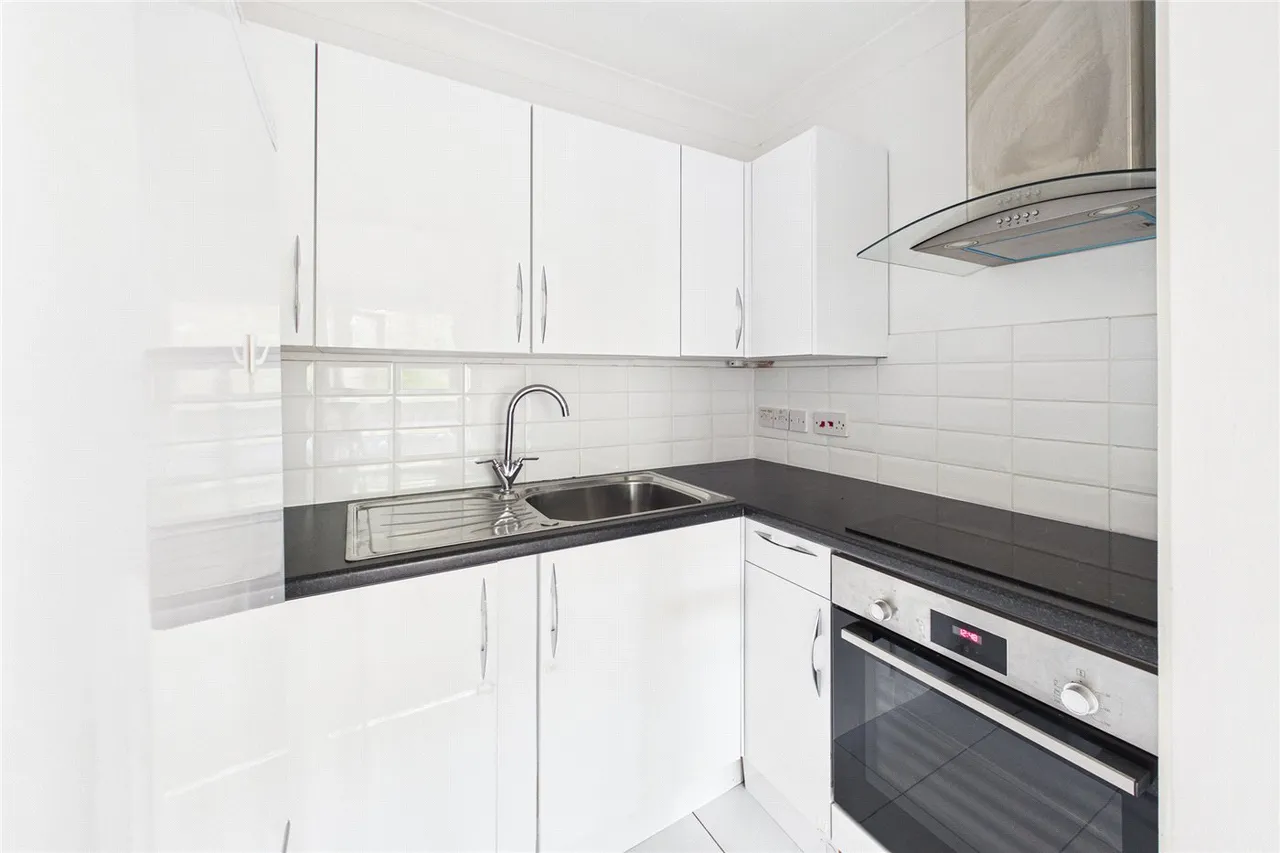 Cedar Close, London, SE21, photo 7