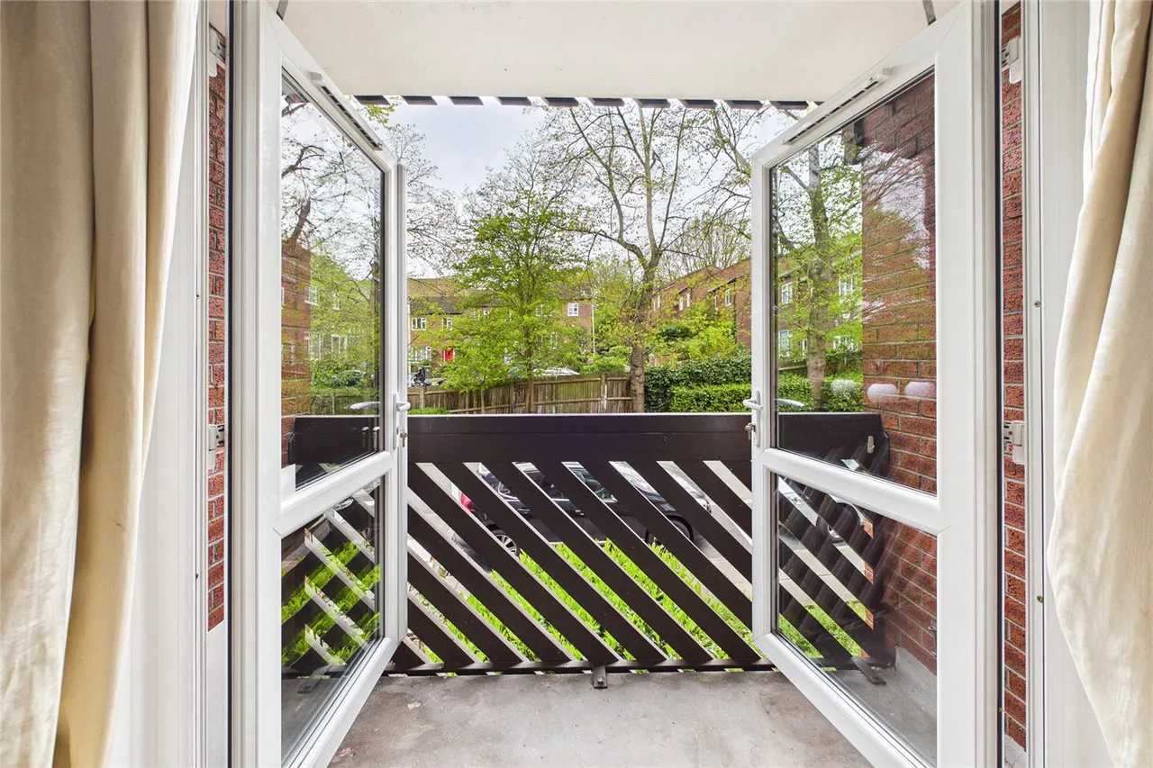 Cedar Close, London, SE21, photo 5