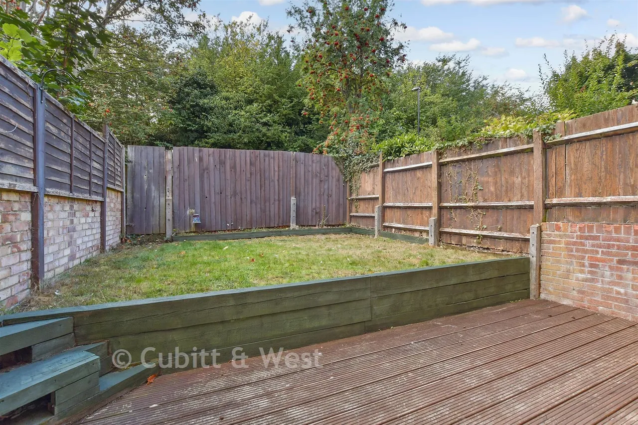 1 bed flat for sale, Pixton Way, Forestdale, CR0
