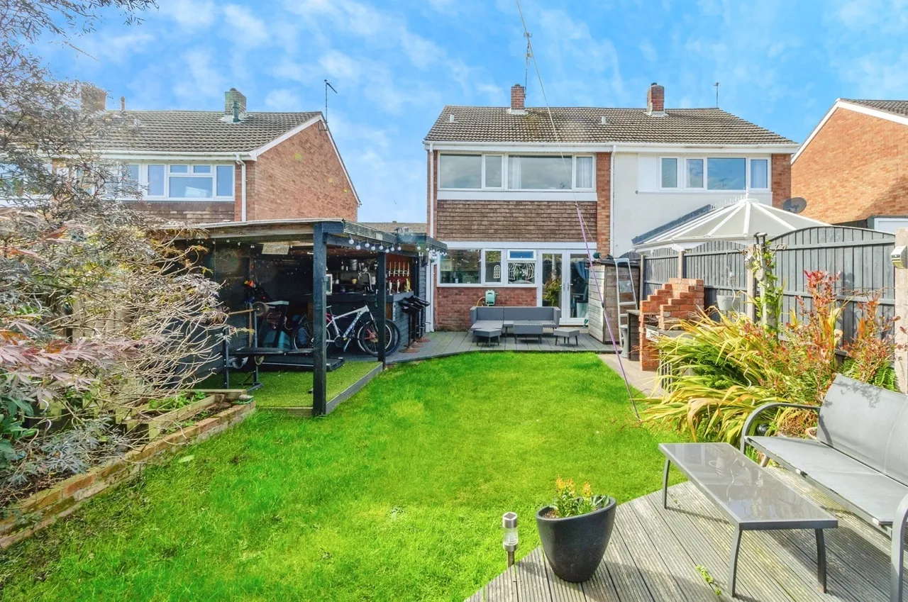 Leafdown Close, Hednesford, Cannock, Staffordshire, WS12, photo 16