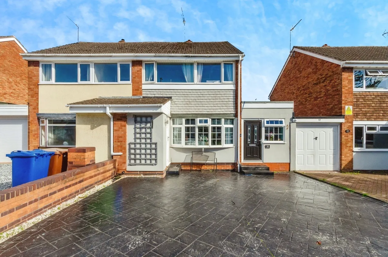 Leafdown Close, Hednesford, Cannock, Staffordshire, WS12, photo 3