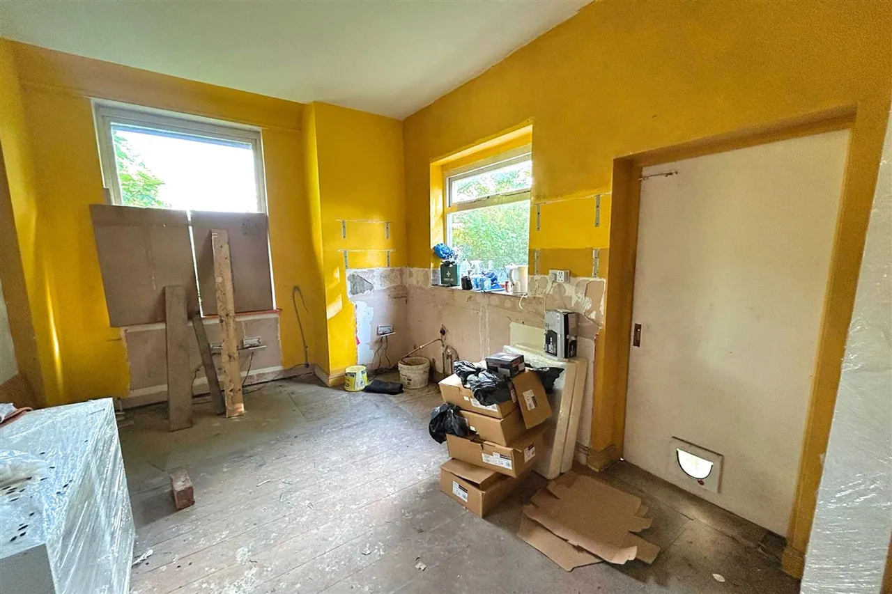 Broad Road, Sale, photo 5