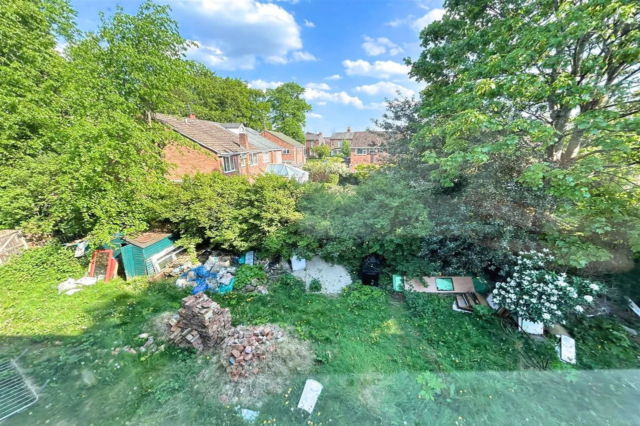Broad Road, Sale, photo 8