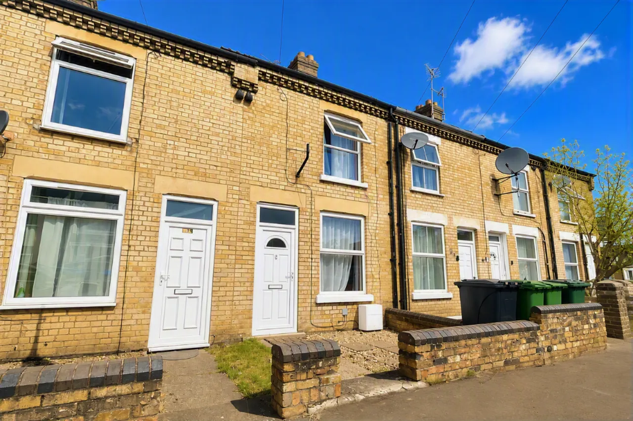 3 bed house to rent, Charles Street, Peterborough, PE1