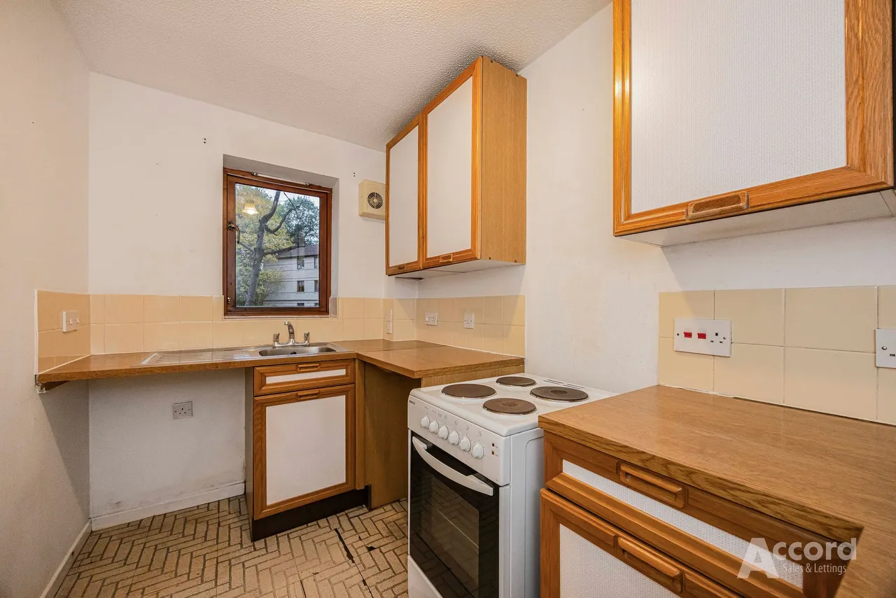Rushdon Close, Romford, RM1, photo 13