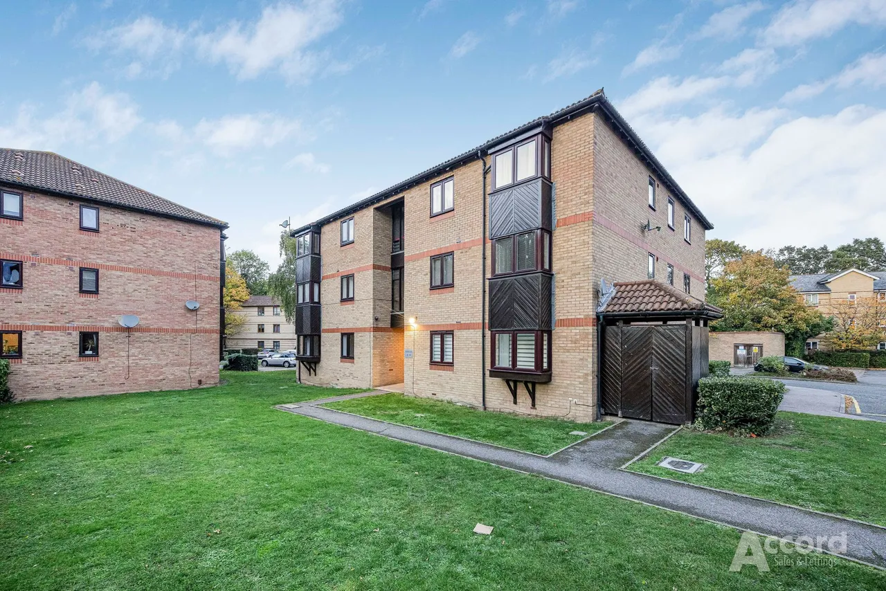 Rushdon Close, Romford, RM1, photo 12