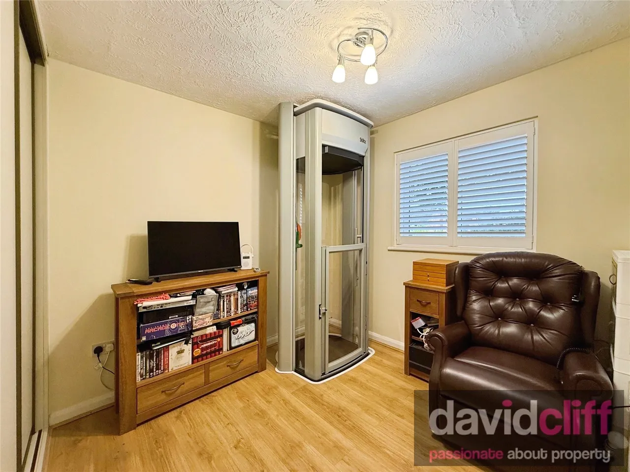 The Glade, Mytchett, GU16, photo 11