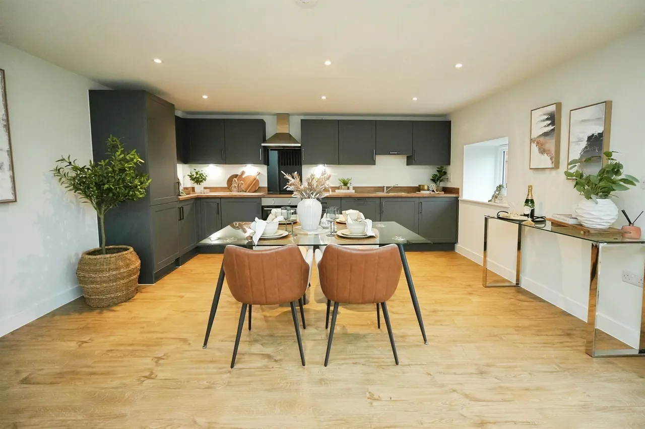 Tilling Close, Ambergate, Belper, photo 2