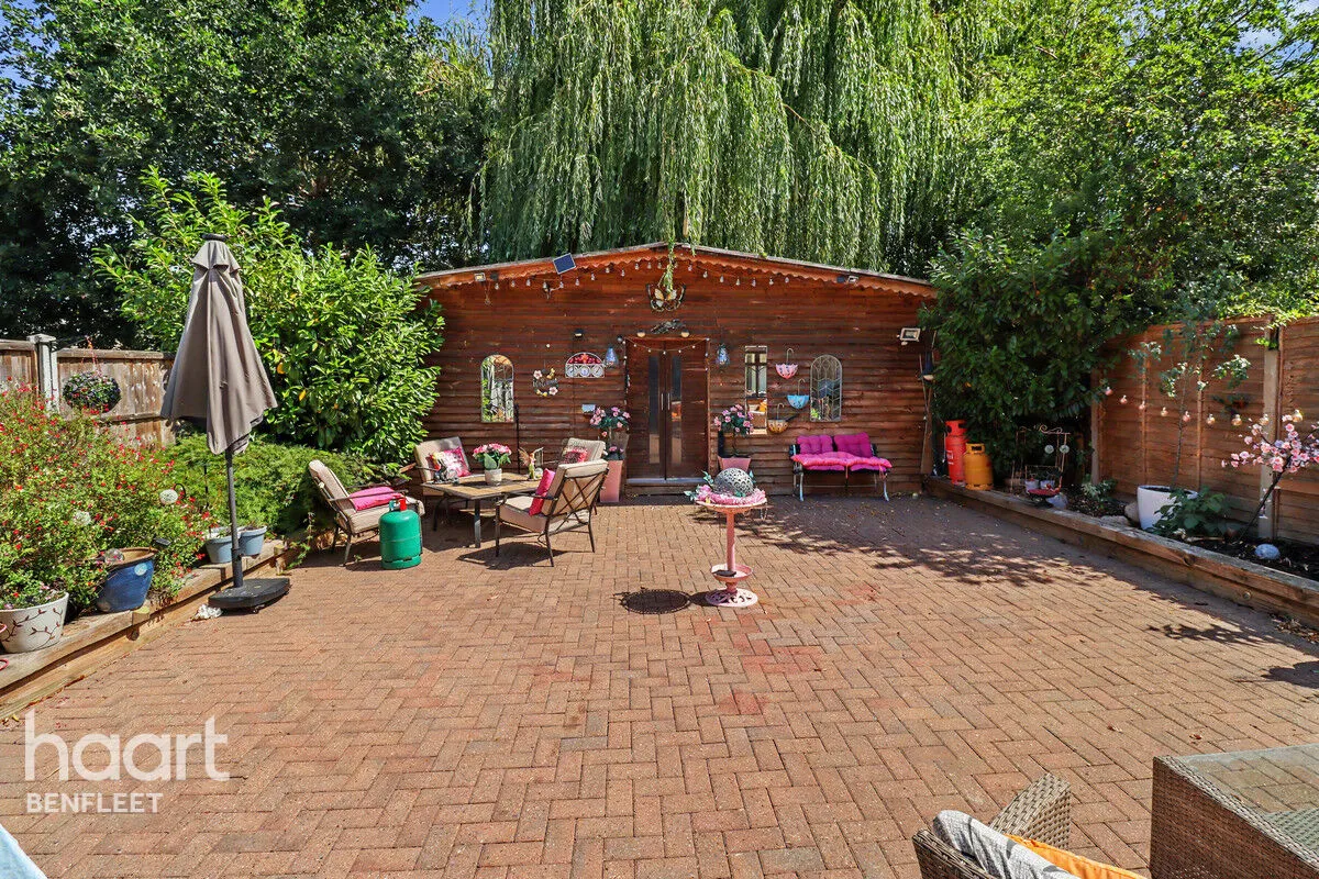 Homefields Avenue, Benfleet, SS7, photo 15