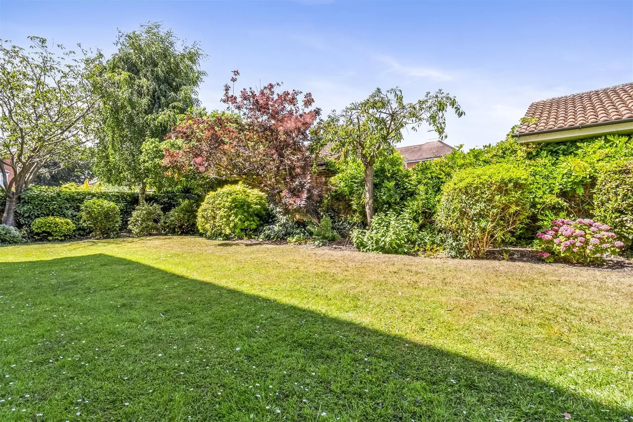 Lansdowne Road, Worthing, photo 19