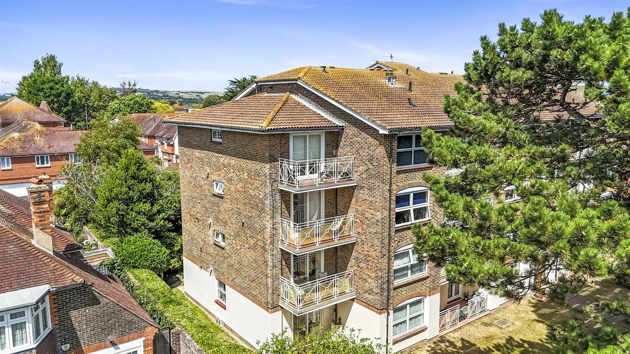 Lansdowne Road, Worthing, photo 8