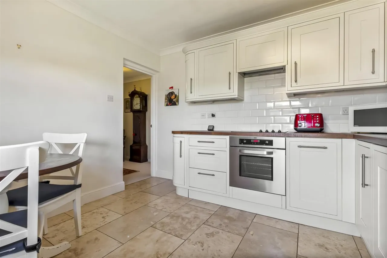 Lansdowne Road, Worthing, photo 6