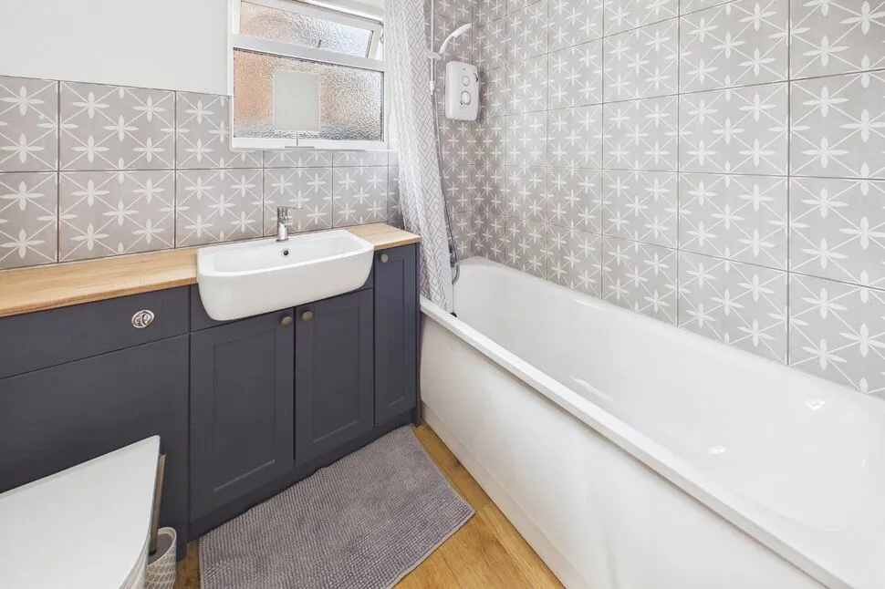 Barnard Close, Leeds, West Yorkshire, LS15, photo 5
